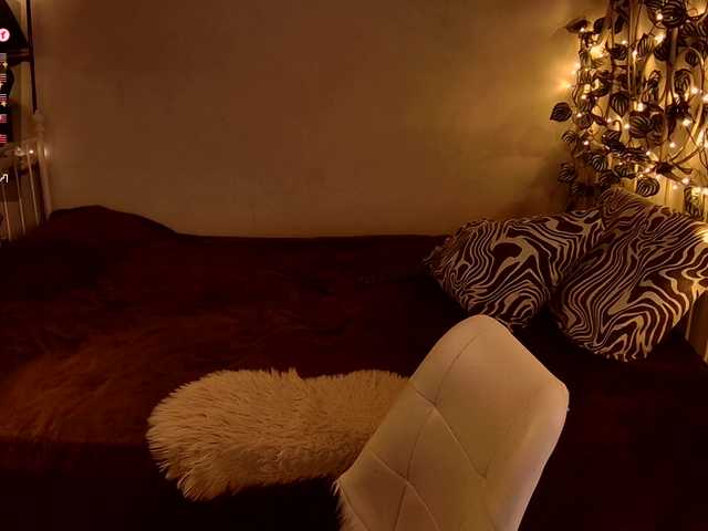 RadioFeet's BongaCams show and profile