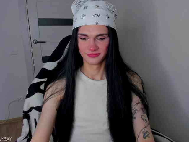 CherlyBae
