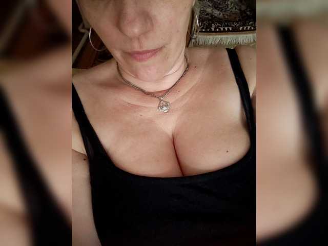 MissieLorrie's BongaCams show and profile