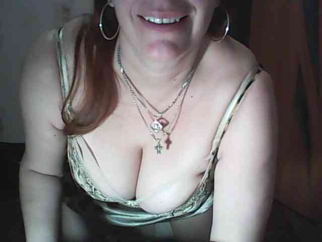 MissieLorrie webcam