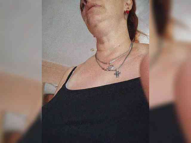 MissieLorrie webcam