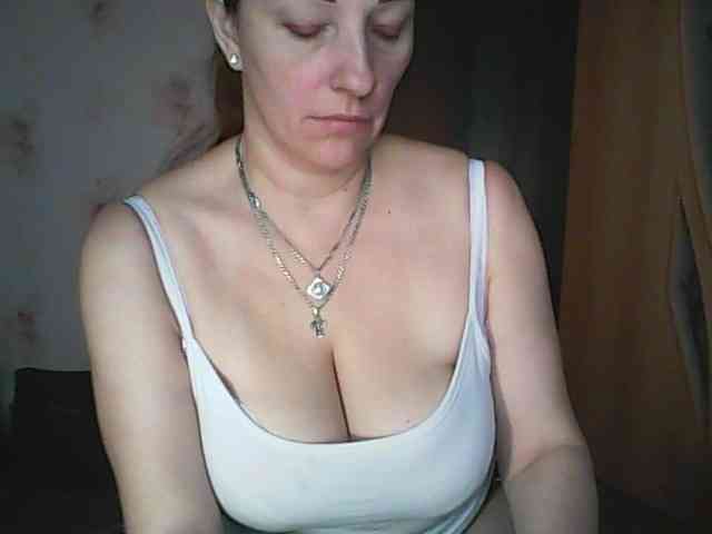 MissieLorrie webcam