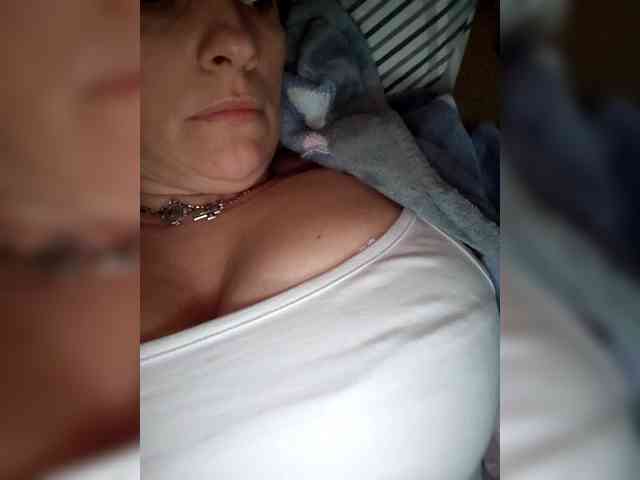 MissieLorrie webcam
