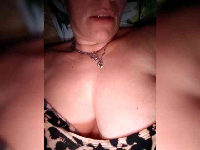 MissieLorrie webcam
