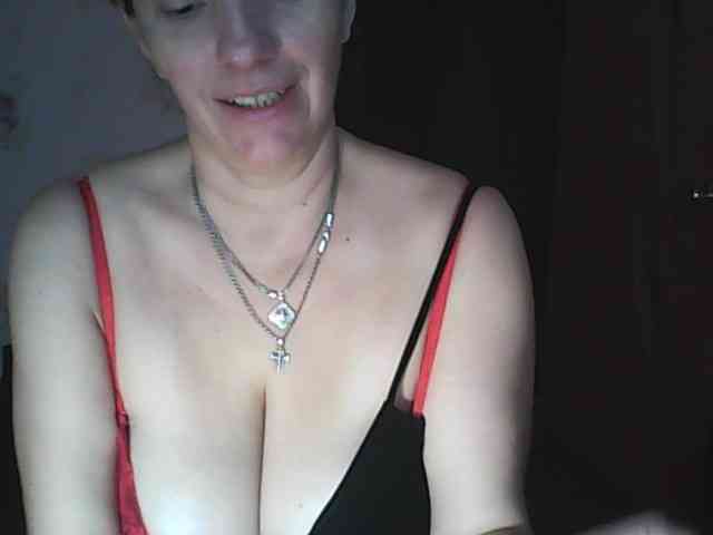 MissieLorrie webcam