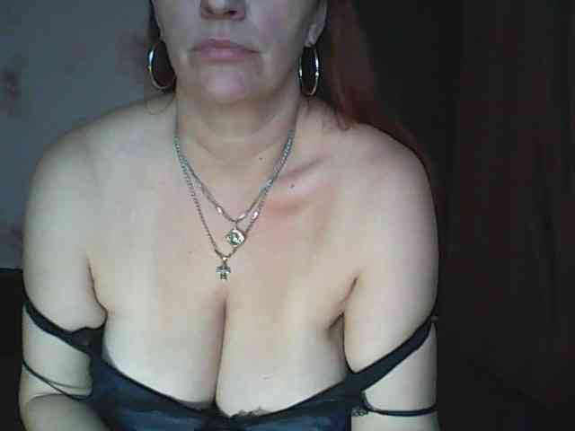 MissieLorrie webcam