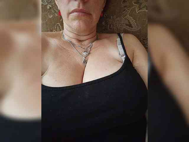 MissieLorrie webcam