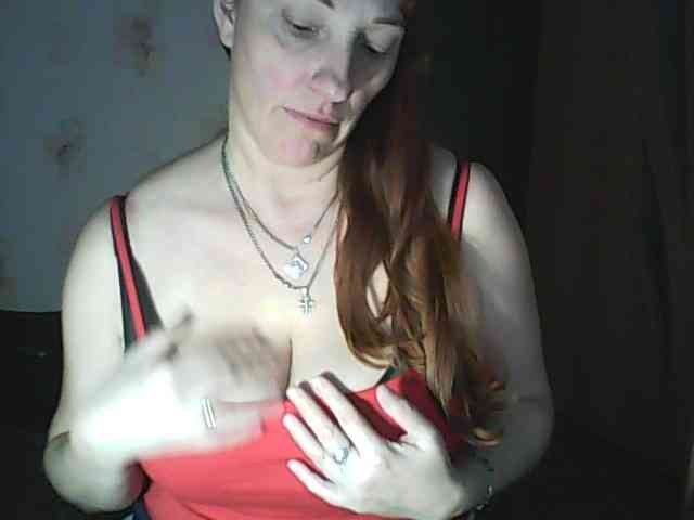 MissieLorrie webcam