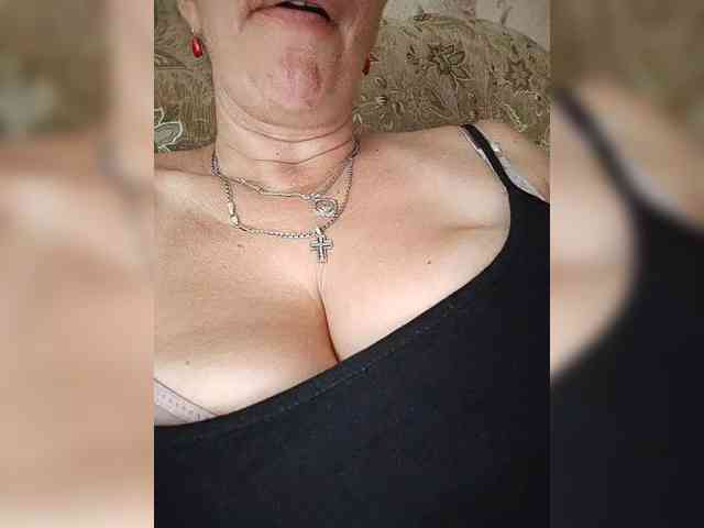 MissieLorrie webcam