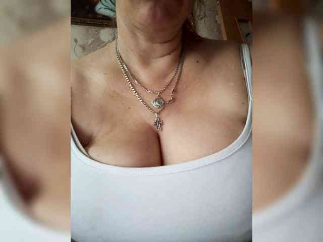 MissieLorrie webcam