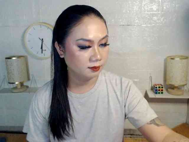 MiaPluto69 Live Webcam on BongaCams