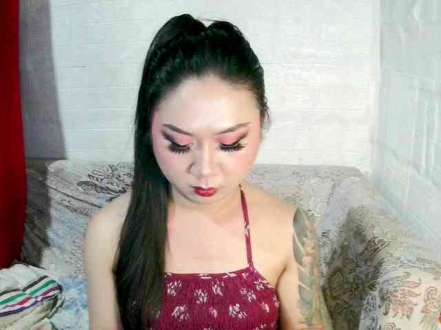 MiaPluto69 Live Webcam on BongaCams