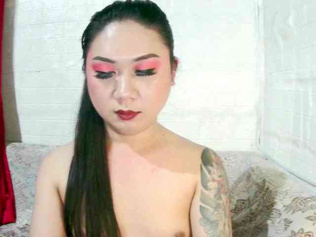 MiaPluto69 Live Webcam on BongaCams