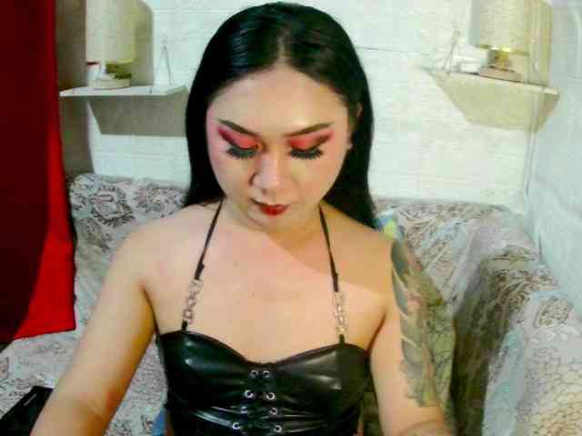 MiaPluto69 Live Webcam on BongaCams