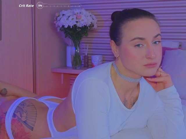 Lillii's BongaCams show and profile