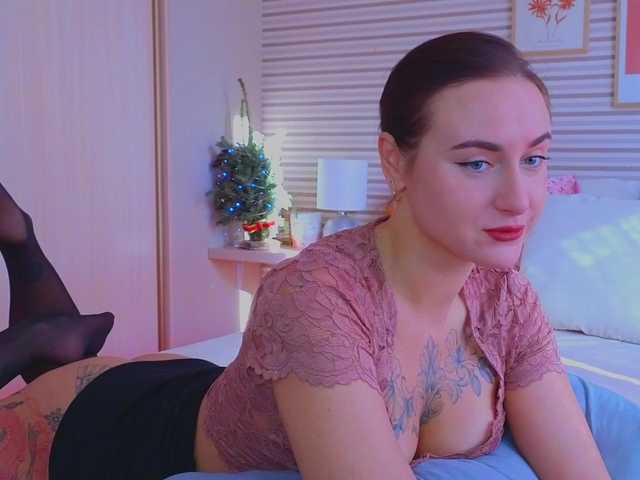 Lillii live cam