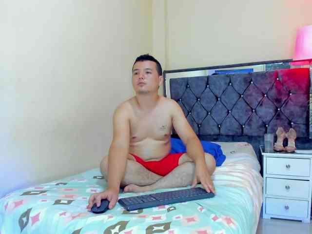 AdventuresSexYoung webcam