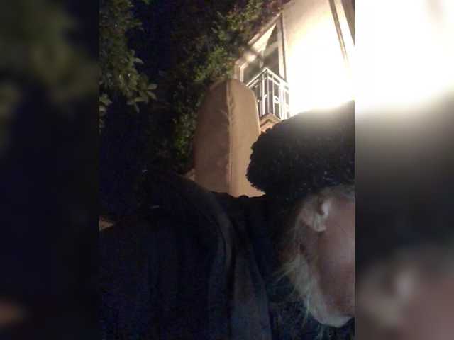 LadyJess's BongaCams show and profile