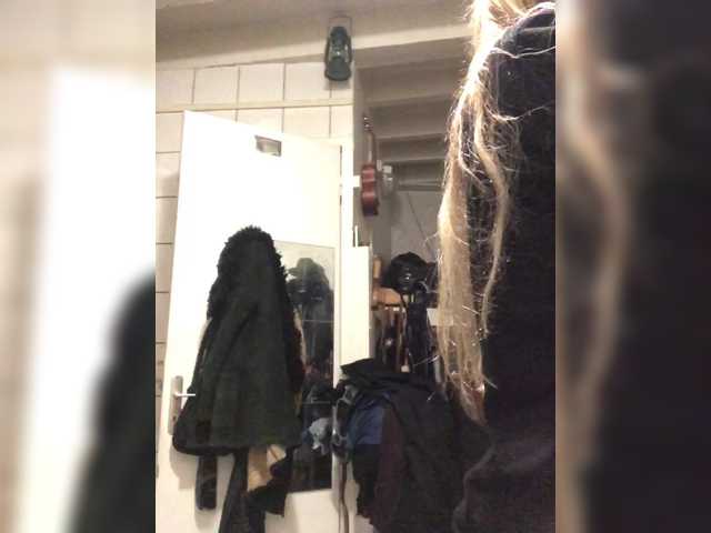 LadyJess's BongaCams show and profile