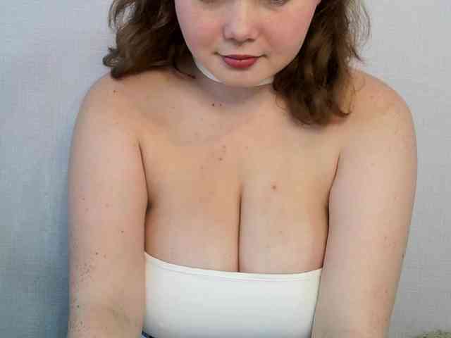 QueenTina webcam