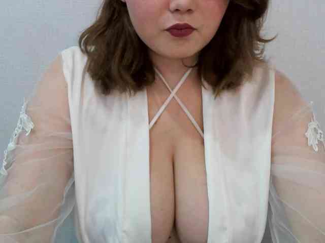 QueenTina webcam
