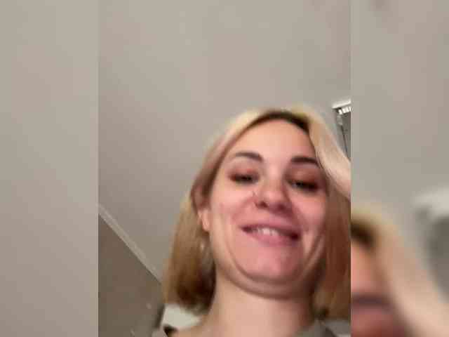 sex on webcam Sandrrra