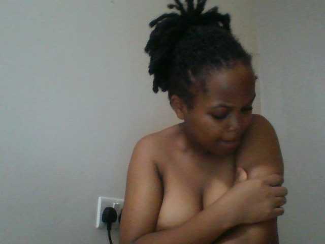 honycute webcam bongacams model stream image
