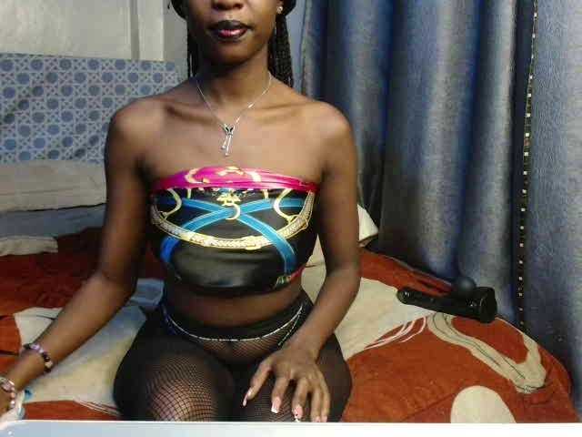 lilbooty webcam bongacams model stream image