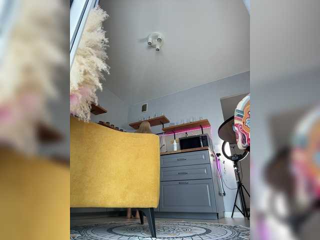 Lunesa's BongaCams profile