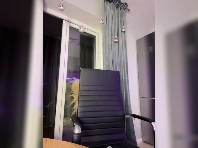 Lunesa chat room