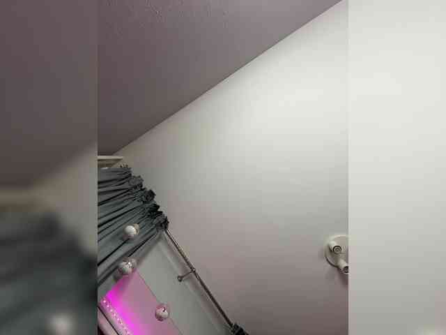 Lunesa Live Webcam on BongaCams