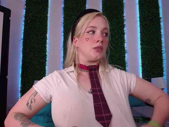 Nicole-Aniston webcam