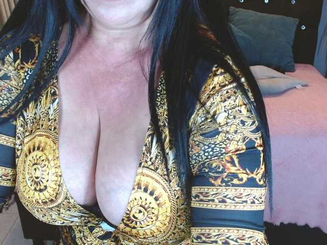 josephinemiller's BongaCams show and profile