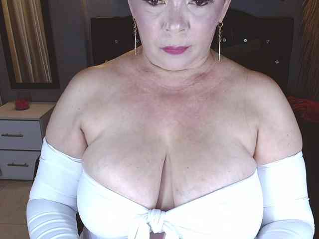 josephinemiller webcam