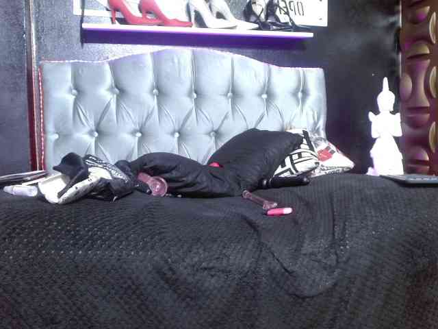 josephinemiller webcam