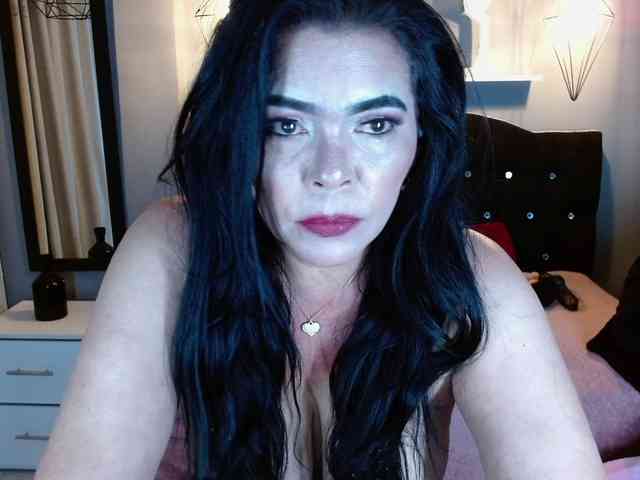 josephinemiller webcam