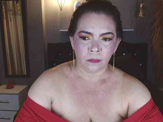 josephinemiller webcam