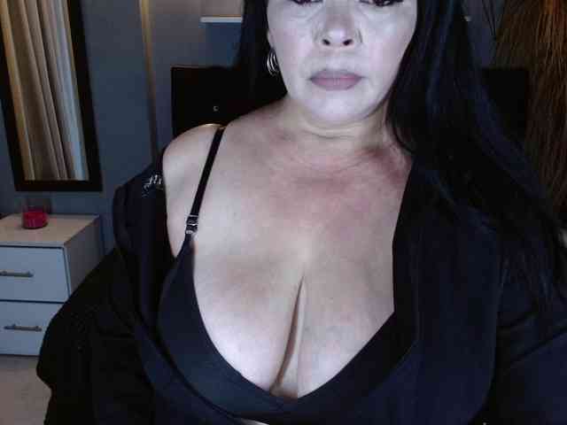 josephinemiller webcam