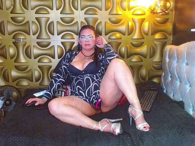 josephinemiller webcam