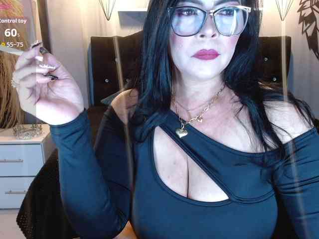 josephinemiller webcam