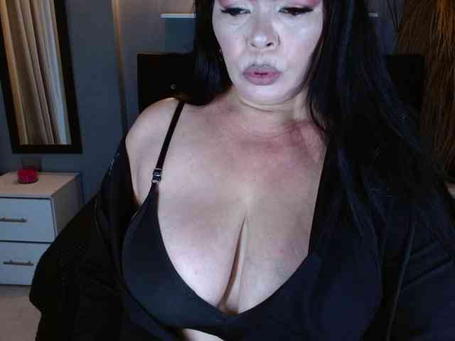 josephinemiller webcam