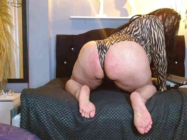 josephinemiller webcam
