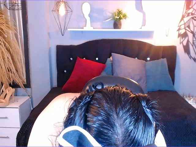 josephinemiller webcam
