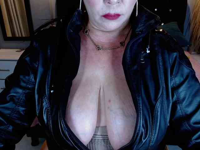 josephinemiller webcam