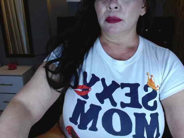 josephinemiller webcam