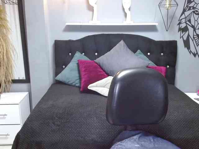 josephinemiller webcam