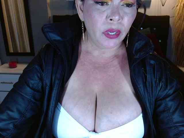 josephinemiller webcam