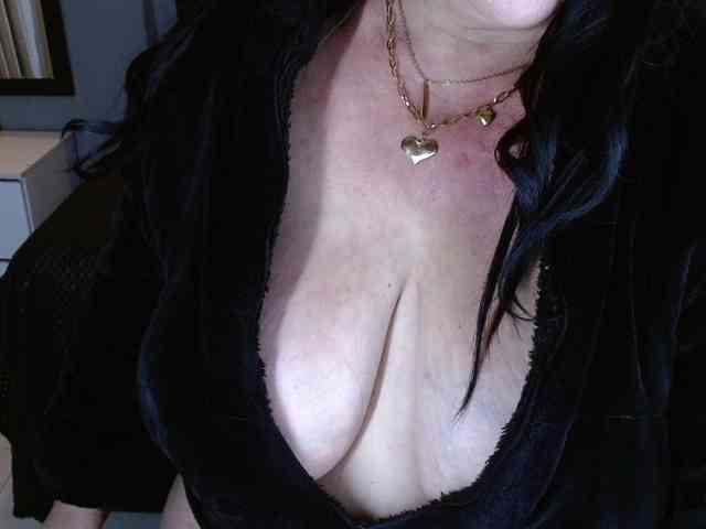 josephinemiller webcam