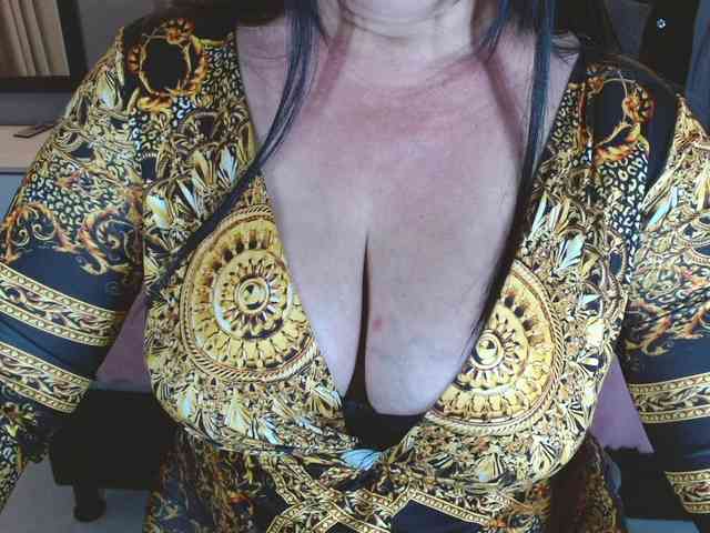 josephinemiller webcam