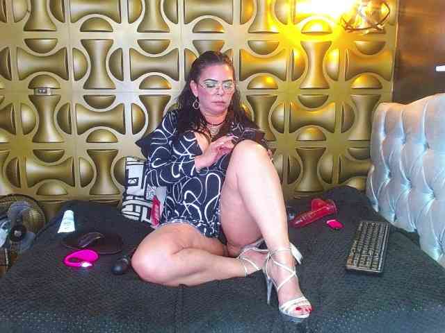 josephinemiller webcam